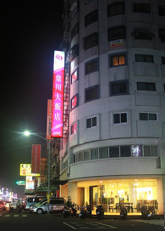 River Hotel Chiayi City Exterior photo